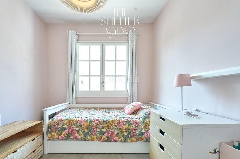 Foto a80eee6a-7746-4204-aaea-7257d5195708. Casa aparellada amb calefacció aparcament a Centre Sant Pere de Ribes