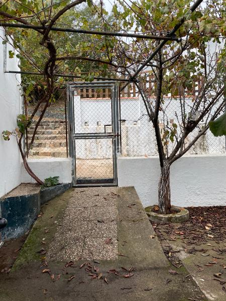 Foto 14c0c180-2856-4e15-b653-0ba836c69108. Casa a calle pajares 11 a Castillo de las Guardas (El)