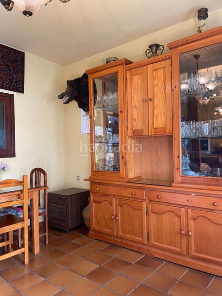 Foto 17789515-9a8f-4ba2-b15e-87a37c4f44d8. Casa a calle pajares 11 a Castillo de las Guardas (El)