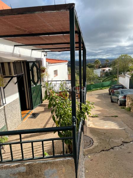 Foto 4cc906e6-403f-4c5a-b29a-f2d1be47034b. Casa a calle pajares 11 a Castillo de las Guardas (El)