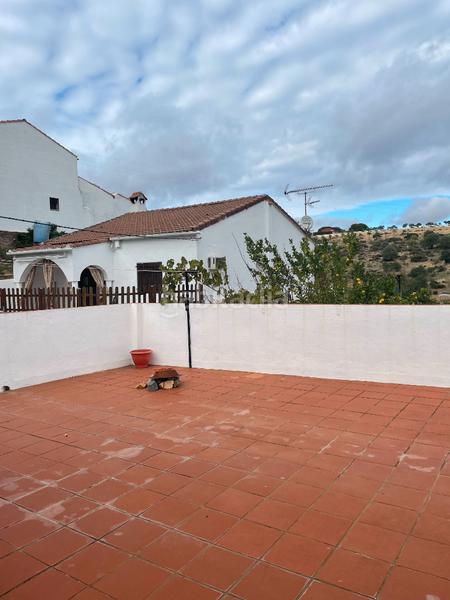 Foto 4e3fba1d-242f-460a-a79d-012fc7351dc4. Casa a calle pajares 11 a Castillo de las Guardas (El)