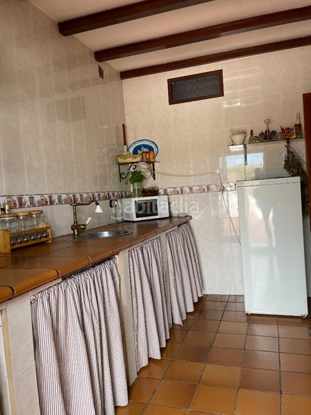 Foto 628e49c3-c862-43ab-bd36-7434edc8f4d6. Casa a calle pajares 11 a Castillo de las Guardas (El)