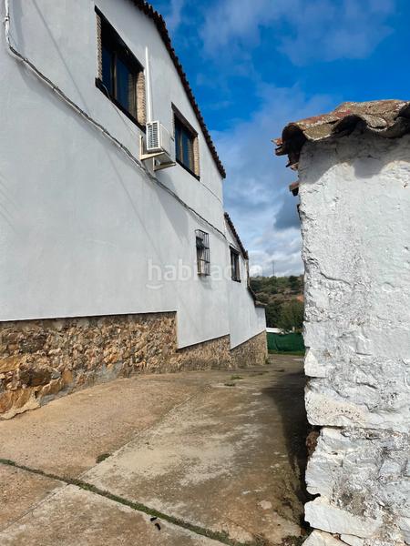 Foto ec62c5d3-7c9f-4467-bf33-6b6bd1aa4d87. Casa a calle pajares 11 a Castillo de las Guardas (El)