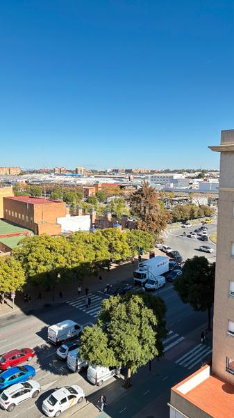 Foto 2736f5bb-b1c7-46af-b40f-d3dbe17c041e. Location appartement dans avenida de andalucía 18 dans Sevilla