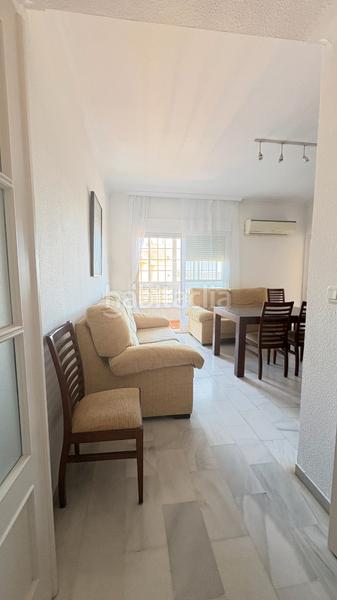 Foto 6331d8d6-35ce-4c41-8760-6d7e0b5d920c. Location appartement dans avenida de andalucía 18 dans Sevilla