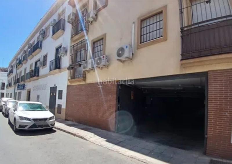 Foto 4a8c94c4-7534-4a6c-8453-29f2cef813dc. Autoparkplatz in calle pimienta 69 in Alcalá del Río