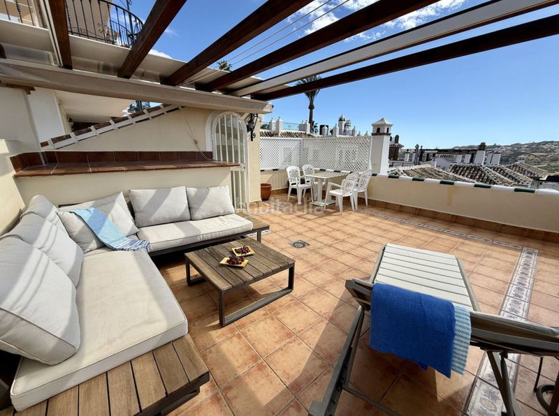 Foto 8e71bdf5-9863-4e53-90a1-3eb8246e0bcc. Casa aparellada amb xemeneia piscina a Mijas golf Mijas