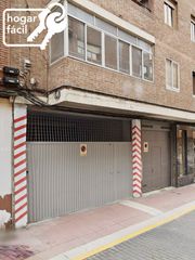 Miete Autoparkplatz in Calle caamaño 51b
