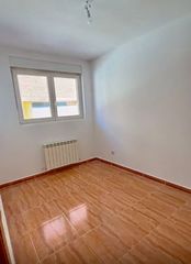 Affitto Appartamento in Calle juana de arco 1. Pisos en alquiler en calle juana de arco 1, venta de baños