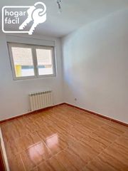 Miete Dachwohnung in Calle juana de arco 1. Ático en alquiler en calle juana de arco 1, venta de baños