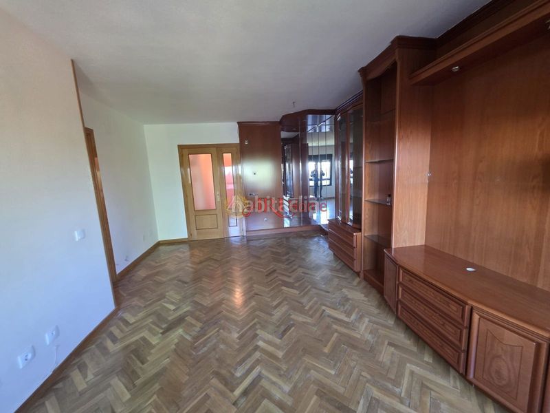 Foto 1d5f20fc-d6c4-41ef-bad6-b7d338276971. Pis amb calefacció piscina a Loranca Fuenlabrada