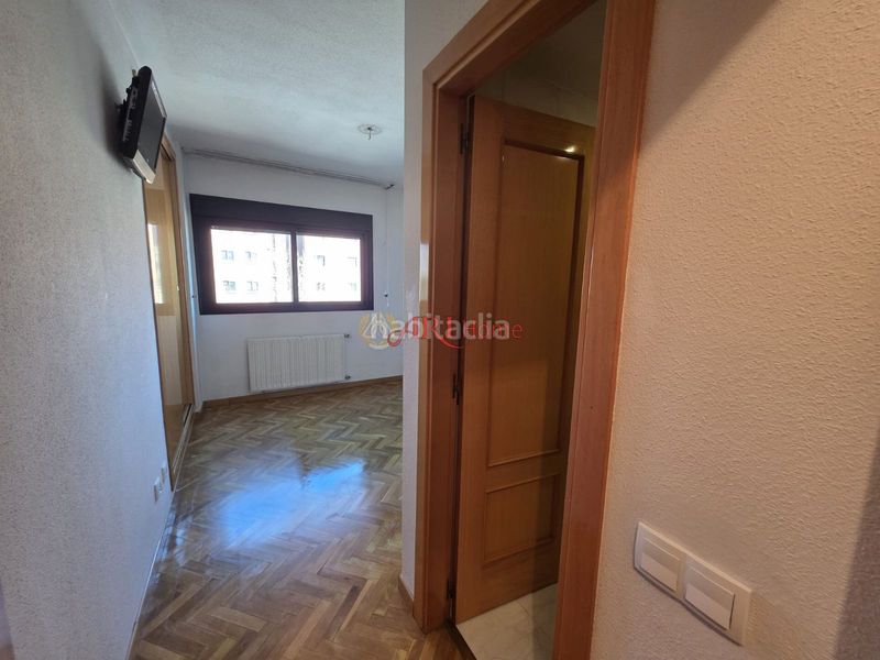 Foto 4d4bc7ad-4121-4e86-a96f-f4521d37f06c. Pis amb calefacció piscina a Loranca Fuenlabrada