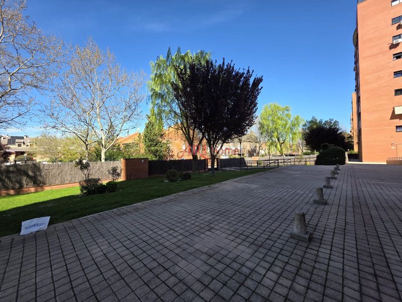 Foto 53a9014e-beeb-475f-982b-51178a1404f3. Pis amb calefacció piscina a Loranca Fuenlabrada