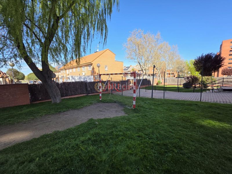 Foto 5aeb2fcd-8196-4b27-8aeb-04893415e50b. Pis amb calefacció piscina a Loranca Fuenlabrada