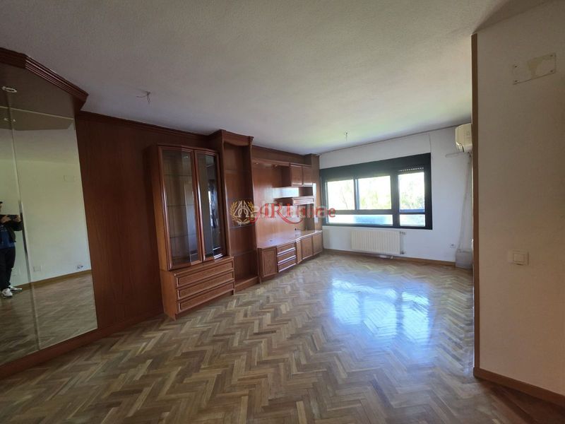 Foto 637b859b-ff56-42b8-9c0d-61f85a4ab7ff. Pis amb calefacció piscina a Loranca Fuenlabrada