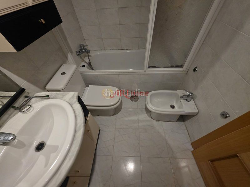 Foto ab7f29e9-b12a-4c7a-9e80-976e7c4b5283. Pis amb calefacció piscina a Loranca Fuenlabrada