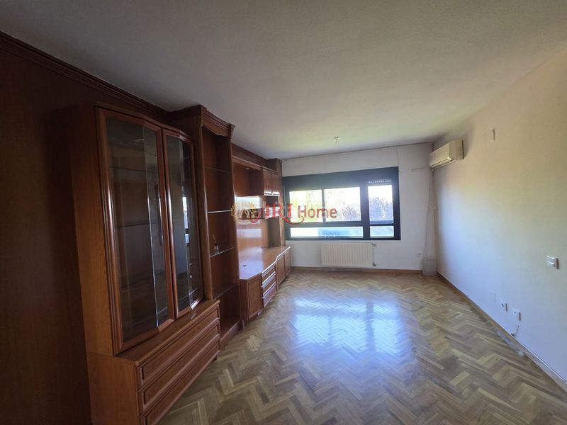 Foto b396dcb0-b441-439a-81b8-558a9819dcd2. Pis amb calefacció piscina a Loranca Fuenlabrada