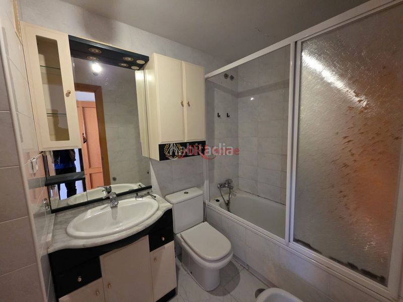 Foto d3911d17-eb4e-47e4-9181-af836f19b55d. Pis amb calefacció piscina a Loranca Fuenlabrada