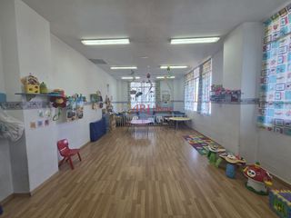 Traspàs Local Comercial  Villamanin. Traspaso escuela infantil por jubilacion. negocio en rentabilida