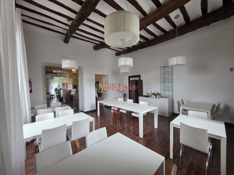 Foto 1a3d1b6b-7ec9-4ed3-be73-25d7501ec146. Edificio in Quintanilla San García