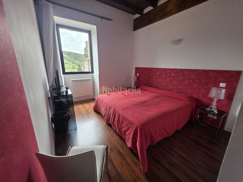 Foto 4a0a77cd-9a4c-47d2-b42b-9063efb655eb. Edificio in Quintanilla San García