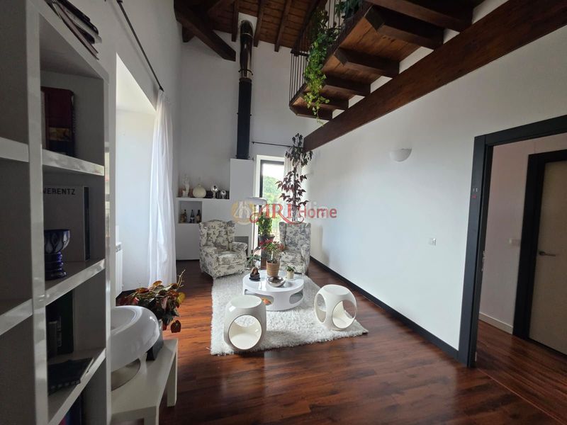 Foto 54795e22-b426-494e-a622-6f382af0e060. Edificio in Quintanilla San García