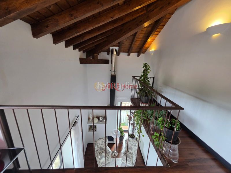 Foto c4226705-ee9e-4f35-a3c4-1240d3ef1887. Edificio in Quintanilla San García