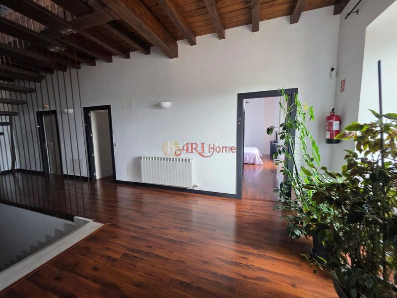 Foto f94accb8-f678-4b6a-9aa1-a8cb1662cb5d. Edificio in Quintanilla San García