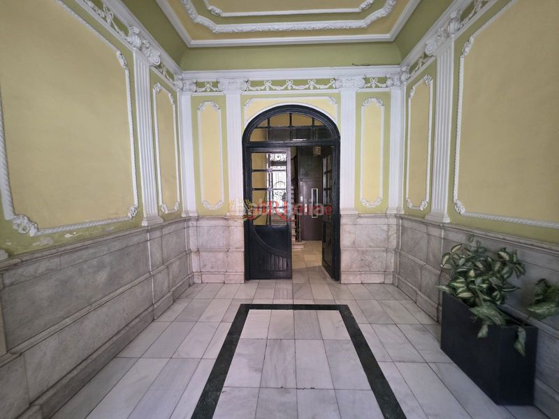 Foto 9d3a72ff-d0ee-4f0d-b0f1-c7bcaac858b3. Pis amb calefacció aparcament a Palacio Madrid
