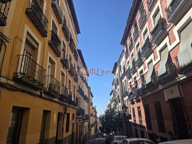Foto 2b5888b7-5c2c-4232-9944-57aab65951fb. Pis amb calefacció a Embajadores-Lavapiés Madrid