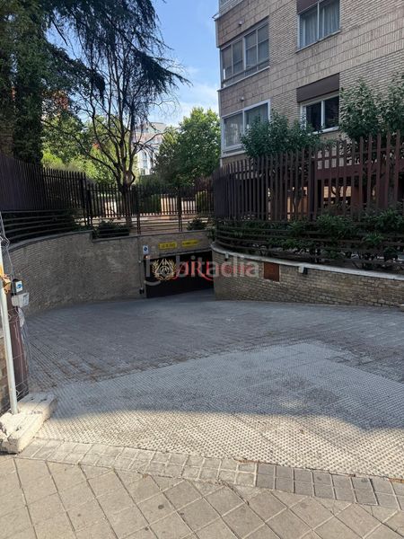 Foto 3568da2c-f24e-43ab-8855-ae3203ed6e13. Aparcament cotxe a Vallehermoso Madrid