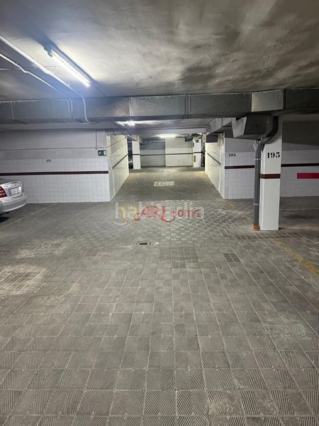 Foto 4827cf56-c02e-49a7-9709-347b4d032b65. Aparcament cotxe a Vallehermoso Madrid