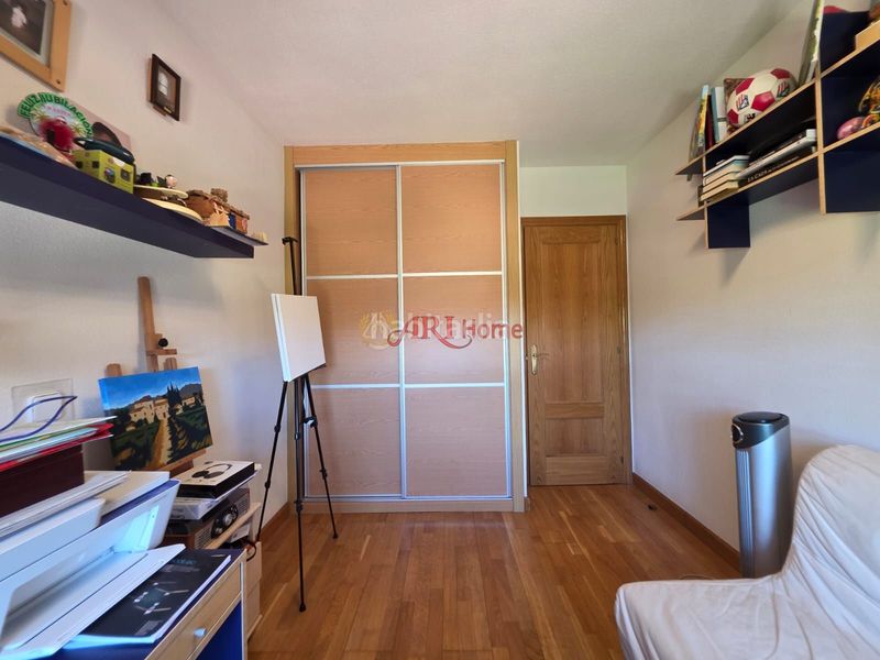 Foto a78be091-96c3-490d-8808-819e019afea6. Pis amb calefacció aparcament piscina a Golf-El Carralero Majadahonda