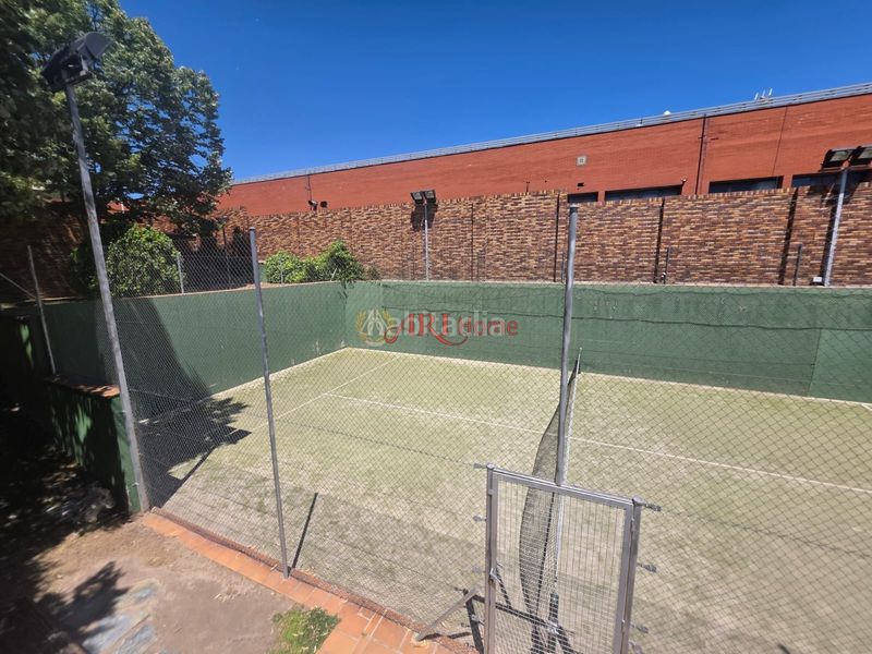 Foto d6e22fad-5a44-4331-8aa9-252ac3af7770. Pis amb calefacció aparcament piscina a Golf-El Carralero Majadahonda