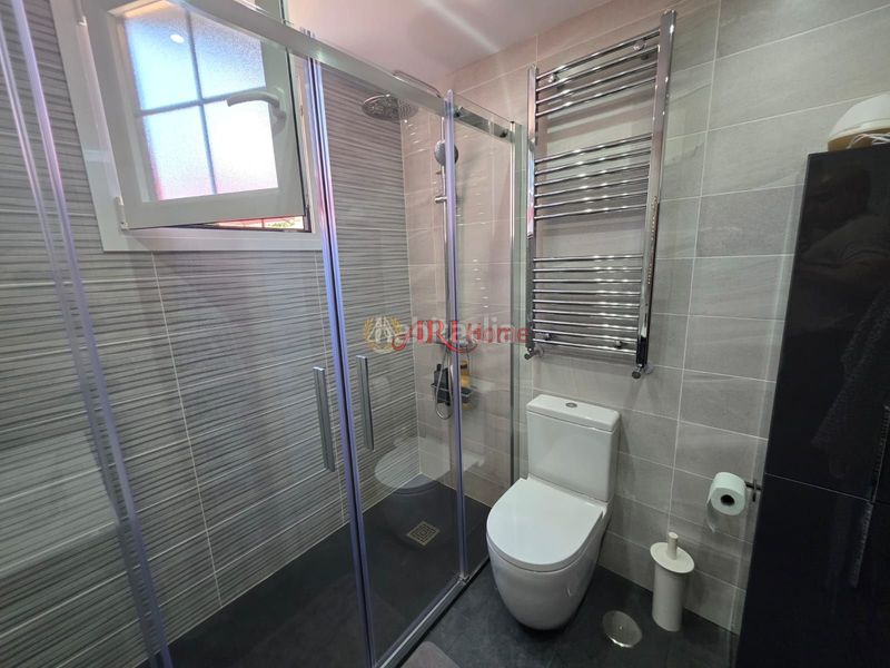 Foto fe1cb2e9-751e-4ce9-8938-0a03480d51e2. Pis amb calefacció aparcament piscina a Golf-El Carralero Majadahonda