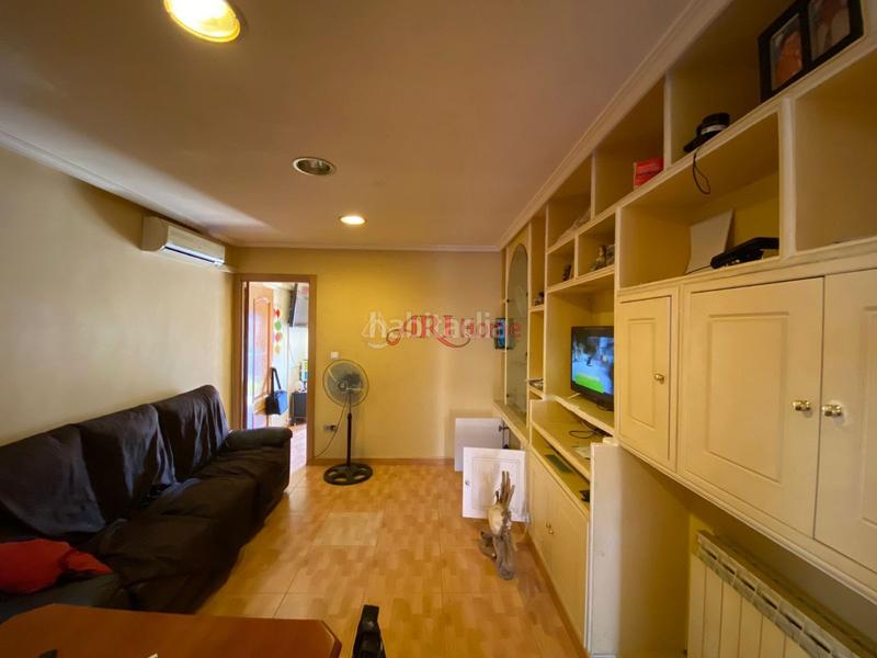 Foto 057150a8-8a76-4b7c-ba29-38db4f956cbb. Piso  en calle nicolás sánchez, usera en Moscardó Madrid