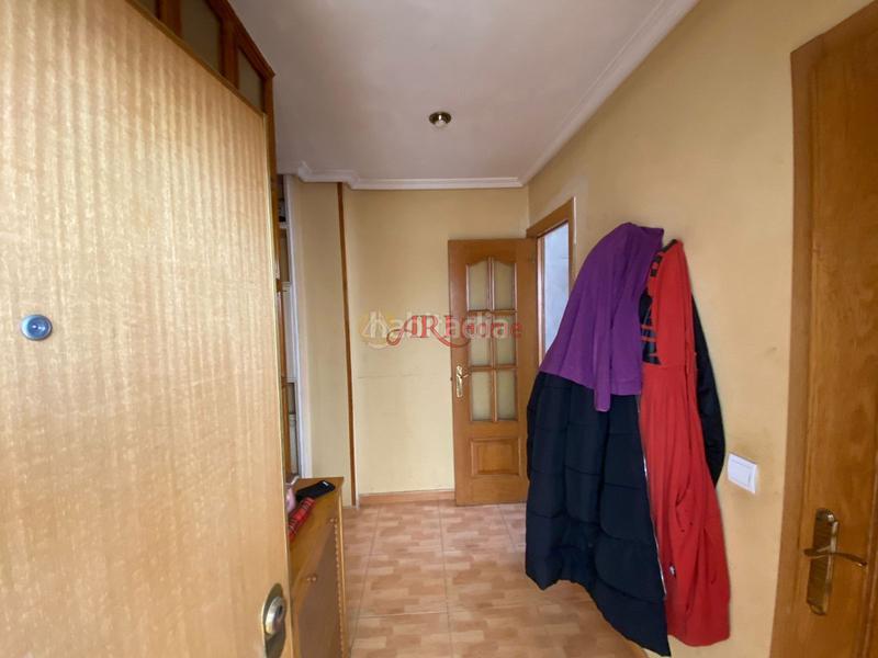 Foto 14869528-bea9-4592-8a00-f31bfd46a45c. Piso  en calle nicolás sánchez, usera en Moscardó Madrid