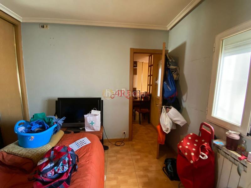 Foto ac6d817e-ffaf-47da-a36e-a2de05d0ea67. Piso  en calle nicolás sánchez, usera en Moscardó Madrid