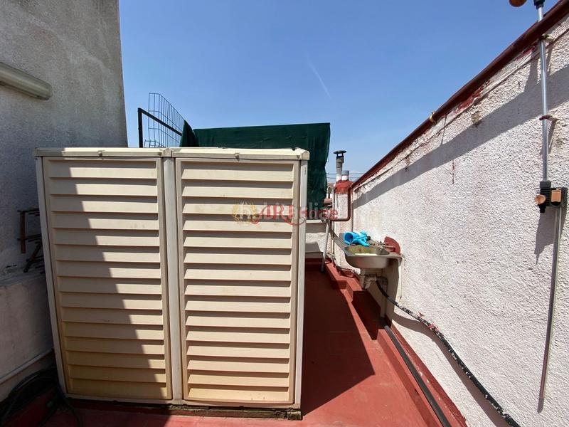 Foto c6a017ec-f26c-42a7-9445-47fac413b557. Piso  en calle nicolás sánchez, usera en Moscardó Madrid