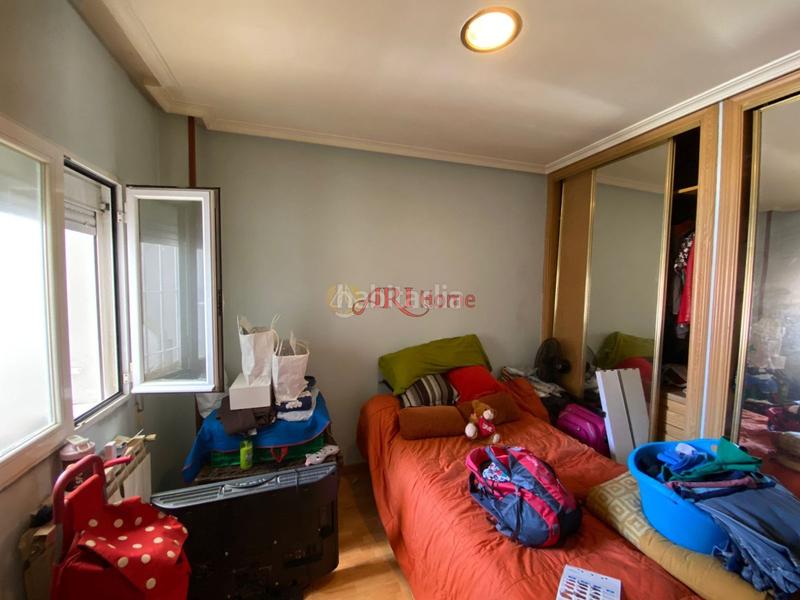 Foto db65ed07-4983-4e5f-bfdf-671a960b751f. Piso  en calle nicolás sánchez, usera en Moscardó Madrid