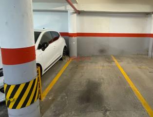 Parking coche  La del manojo de rosas. Plaza de garaje en venta calle la del manojo de rosas