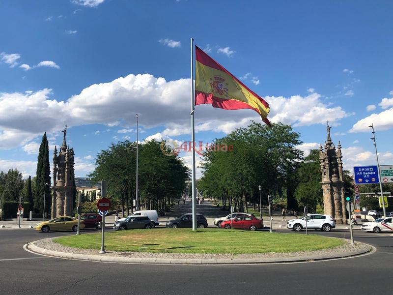 Foto 75413a72-fafc-4262-b146-9d86e28b26f3. Piso  en camino alto de San Isidro, marqués de vadillo en Madrid