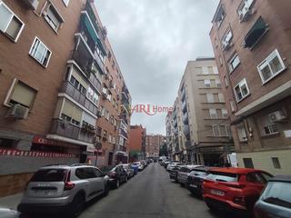 Alquiler Parking coche  Lola membrives. Alquiler plaza de garaje marques de vadillo