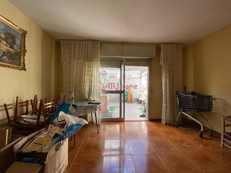 Foto 2ef91324-d607-4f2e-9025-bde0c48253e9. Maison jumelée avec chauffage dans Orcasitas Madrid