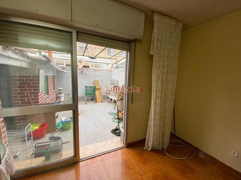 Foto 482b37cb-a540-4d93-9268-9c04c52de2d8. Maison jumelée avec chauffage dans Orcasitas Madrid