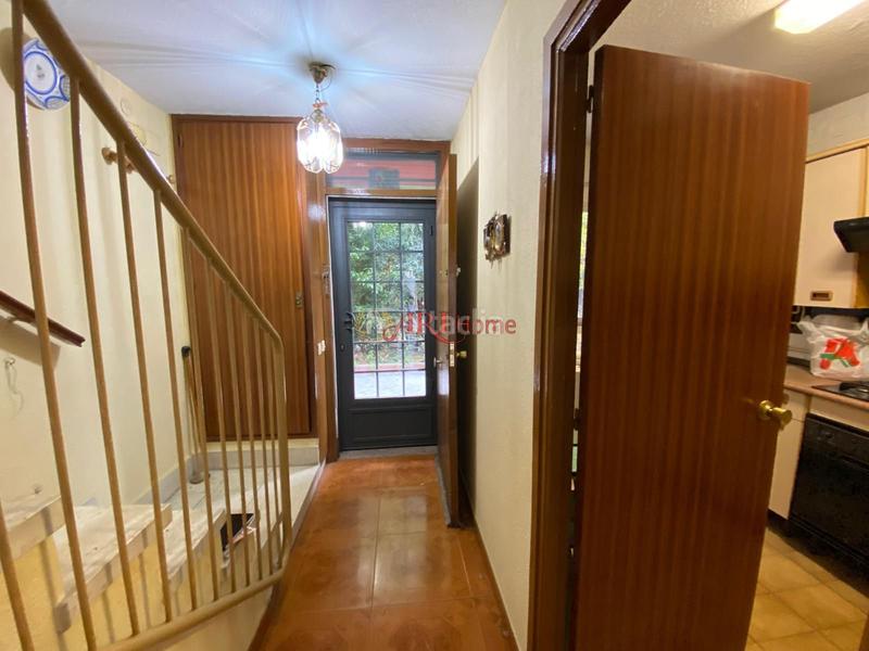 Foto 609cf06c-9e04-45bd-97ef-f5342a3f73b2. Maison jumelée avec chauffage dans Orcasitas Madrid