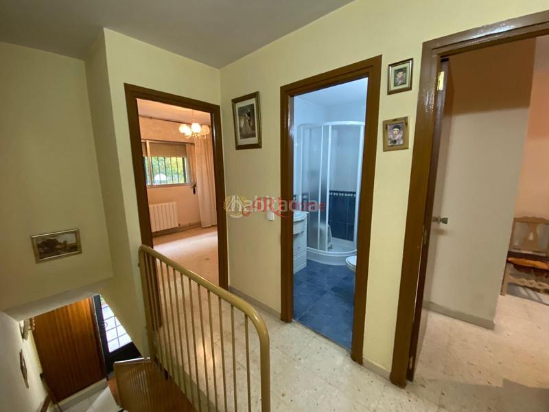 Foto 8b127eb7-0900-4bee-b6f8-7a45d7561a2d. Maison jumelée avec chauffage dans Orcasitas Madrid