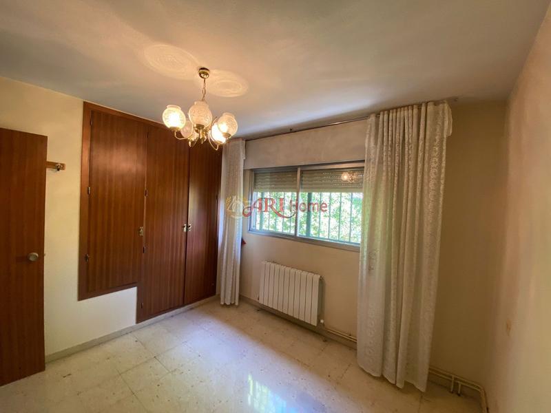 Foto a5f78d3b-59d1-49fd-a6da-5829e7ae5c52. Maison jumelée avec chauffage dans Orcasitas Madrid