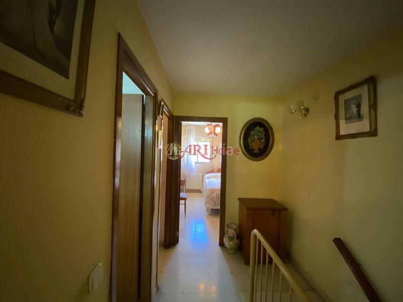 Foto ab3f7f59-27d6-4302-8e8c-7476986c6156. Maison jumelée avec chauffage dans Orcasitas Madrid