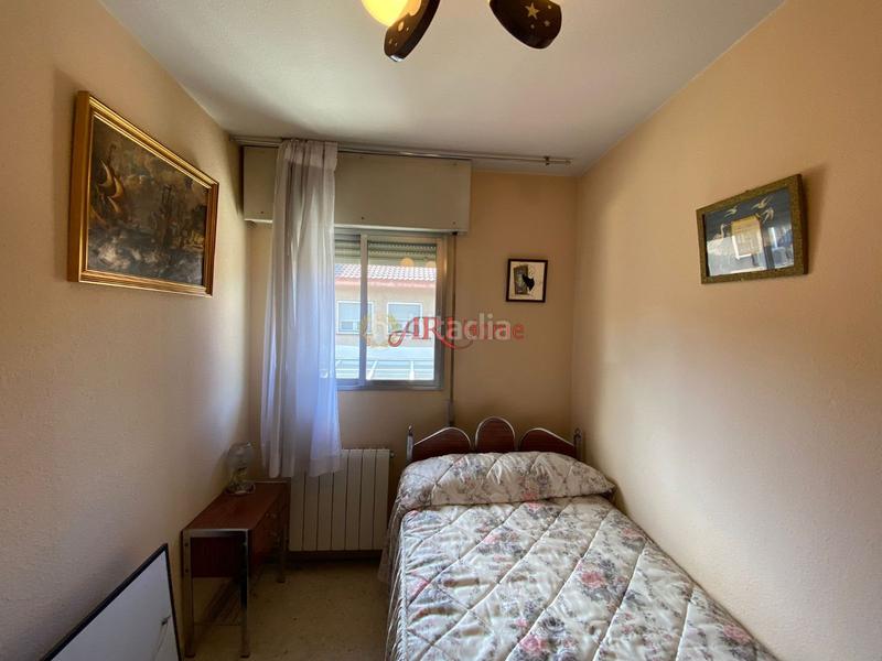Foto cae3bc51-526e-481a-bd9d-d6556f963e4c. Maison jumelée avec chauffage dans Orcasitas Madrid